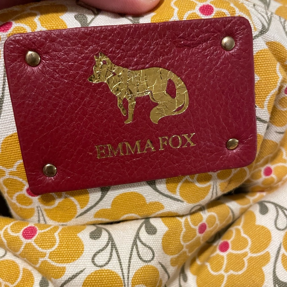 Genuine Leather Emma Fox Purse - Picture 2 of 5